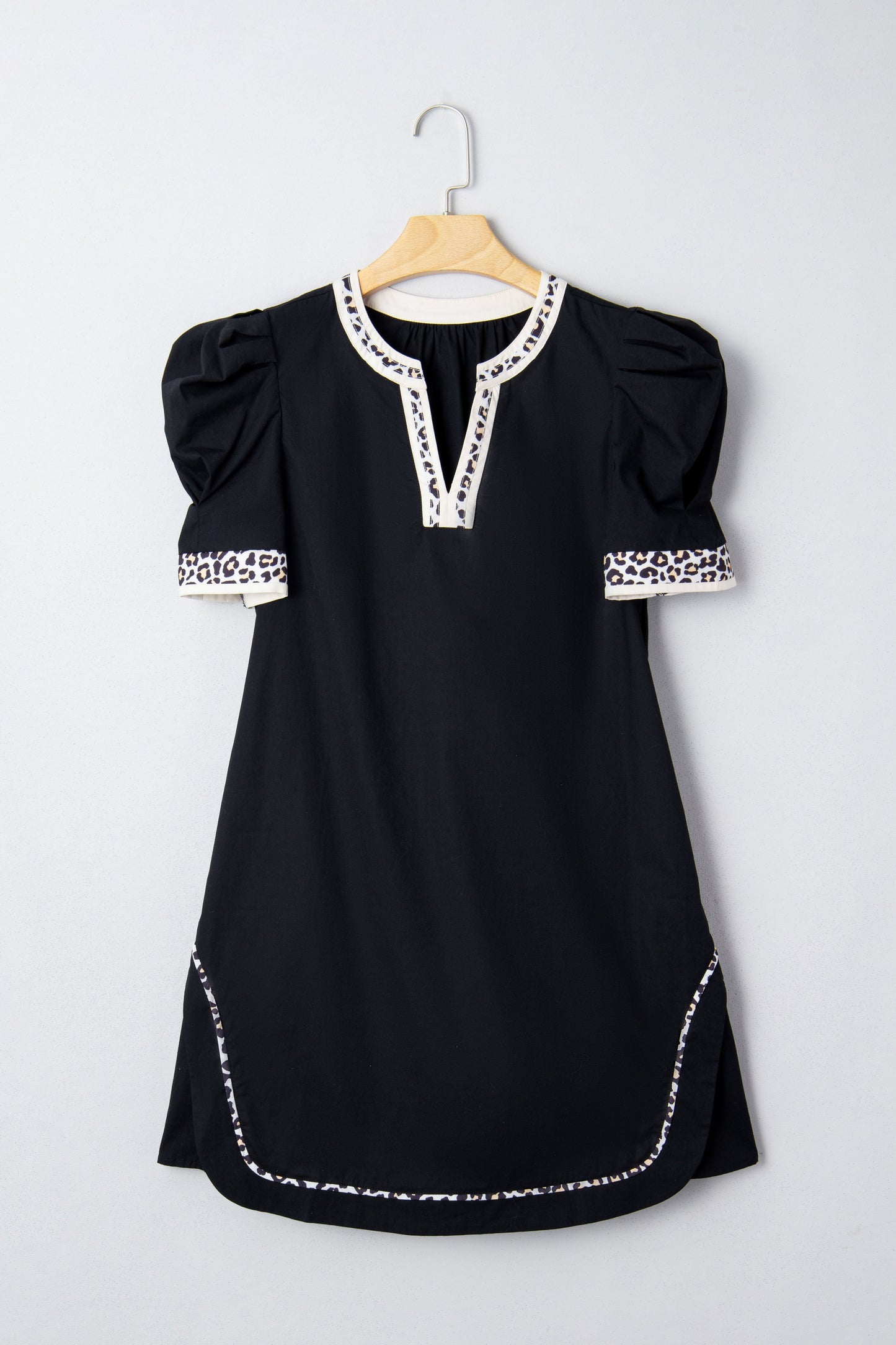 Black Leopard Trim Notched Neck Short Puff Sleeve Shift Mini Dress