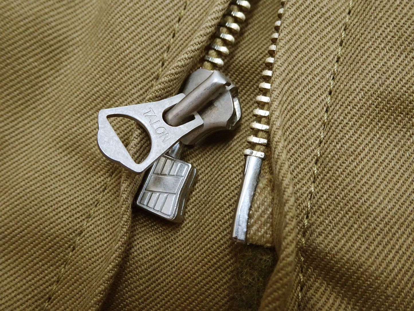 Buzz Rickson Tanker Jacket - Men's Reproduction of the U.S. Army Early Patch-Pocket Version BR15750 Light Olive Drab