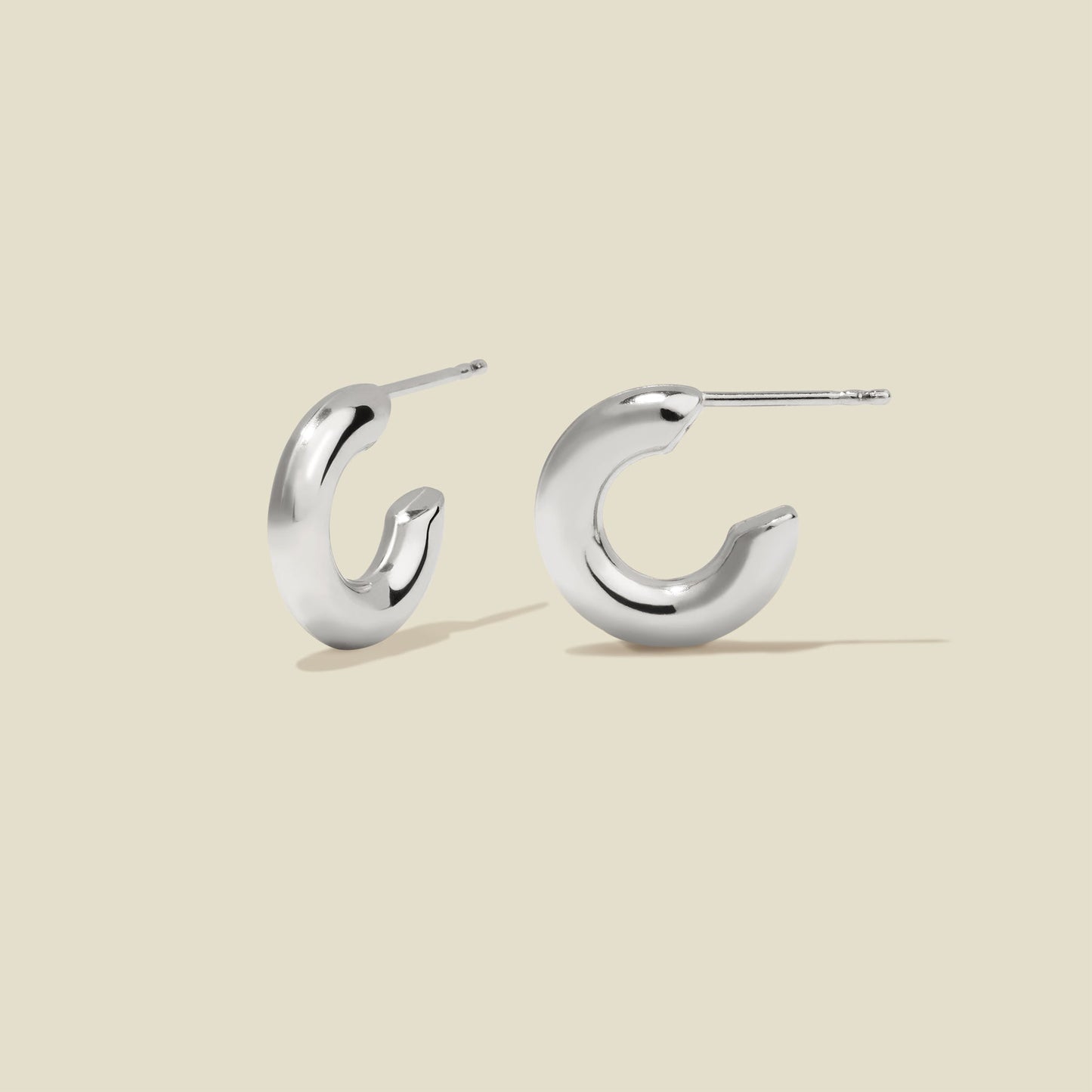 Gloss Hoop Earrings | Final Sale
