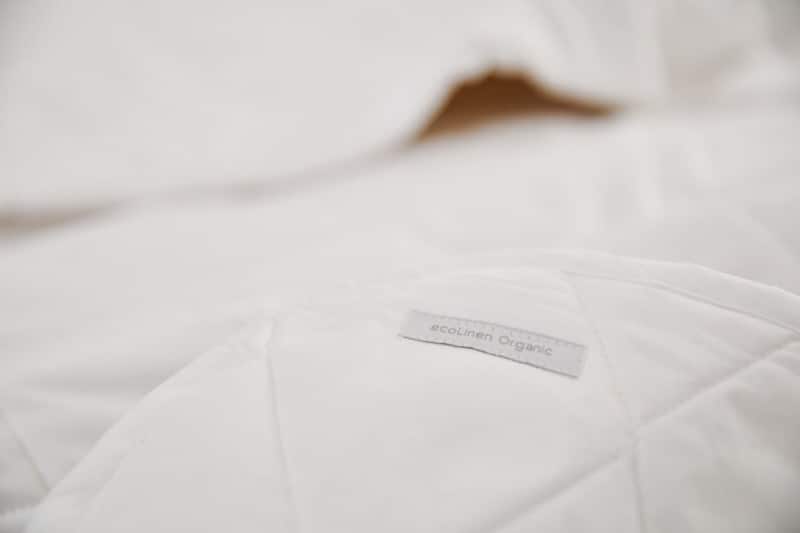EcoLinen Organic Cotton Resort Quilt