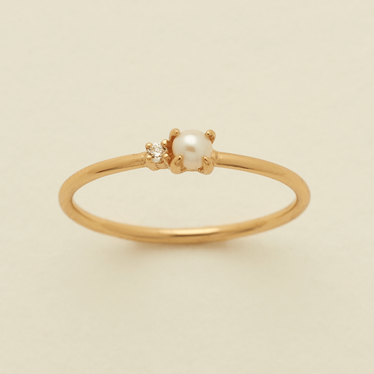Petite Pearl Ring | Final Sale