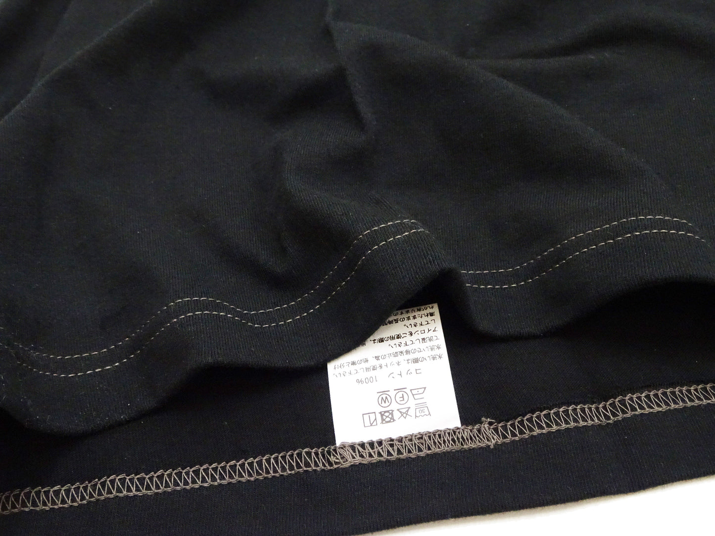Whitesville Men's Short-Sleeve Henley T-Shirt, 100% Cotton Tubular-Knit Jersey, Slim Fit, One-Pack, Made in Japan (WV79681 119 Black)