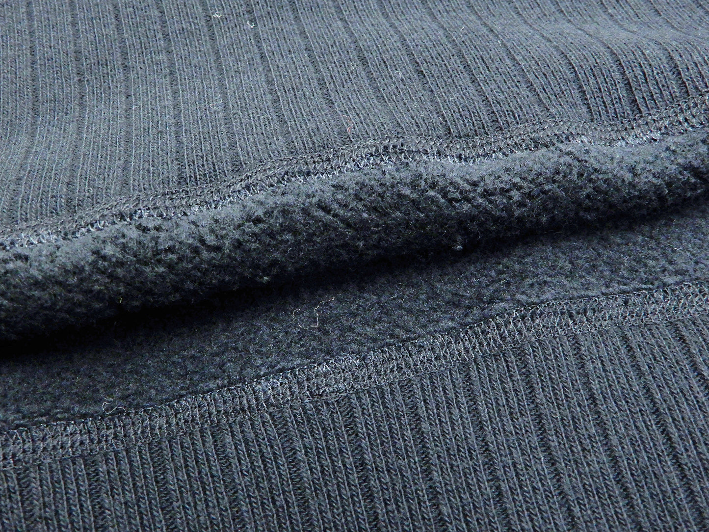Whitesville Plain Sweatshirt Men's Loop-wheeled V-Insert Vintage Style WV67728 Black